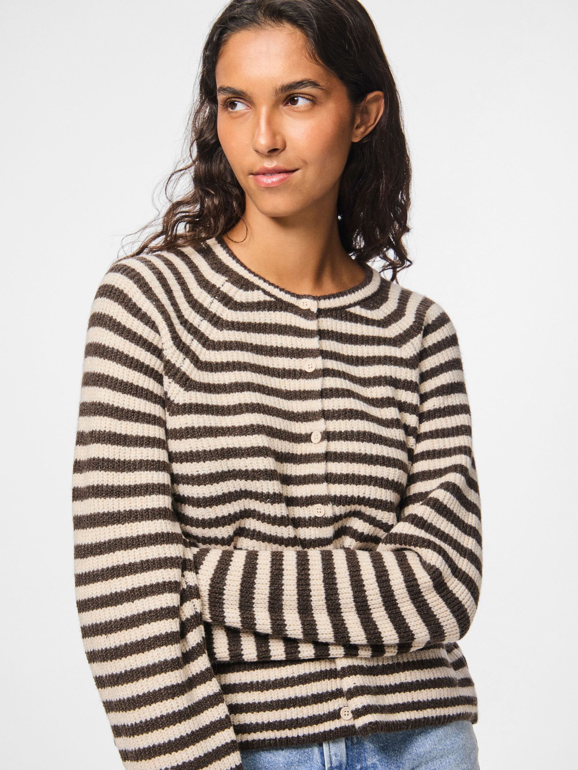 Carousel image - PCMALOU CARDIGAN EN MAILLE, Silver Gray | 4