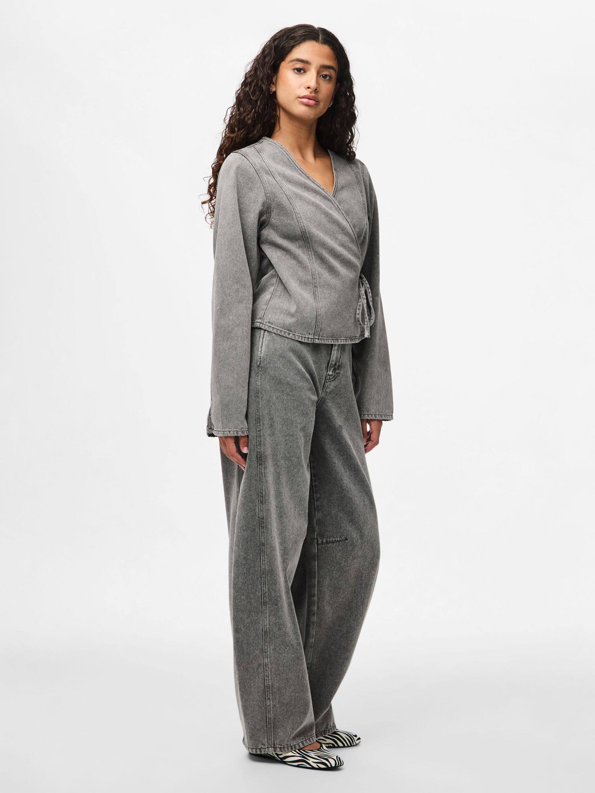 Carousel image - BARREL FIT -FARKUT, Grey Denim | 5