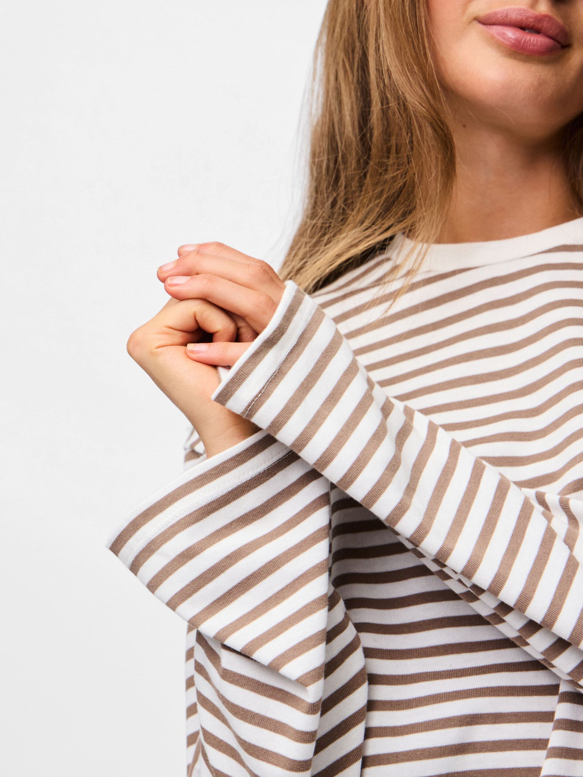 Carousel image - PCSADIE LONG SLEEVED TOP, Cloud Dancer | 4