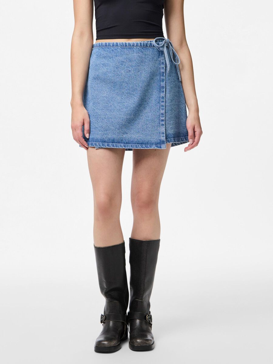 Pieces PCFLORA DENIM JUPE PORTEFEUILLE, Light Blue Denim, highres - 17159643_LightBlueDenim_003.jpg