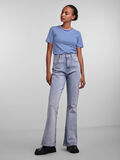 Pieces PCHOLLY FLARED JEANS, Light Blue Denim, highres - 17130417_LightBlueDenim_007.jpg