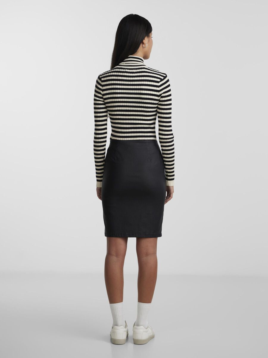 Pieces COATED MINI SKIRT, Black, highres - 17092820_Black_004.jpg