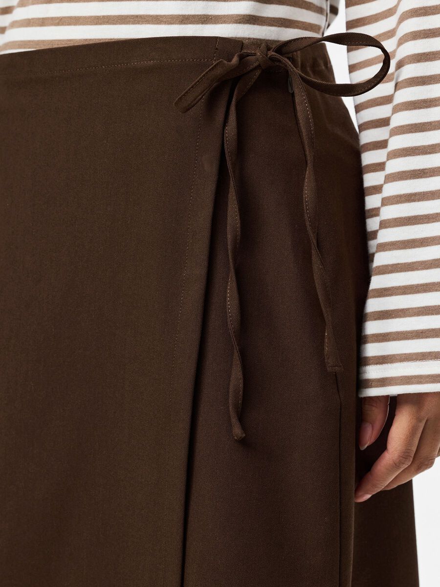 Carousel image - PCBOSELLA MW MINI OMSLAGSSKJ&Oslash;RT, Hot Fudge | 4