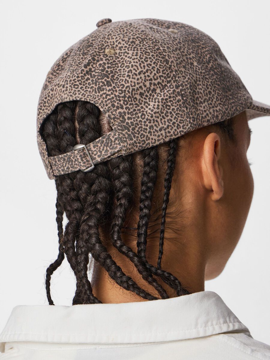 Carousel image - PCKAREN PET, Black | 4