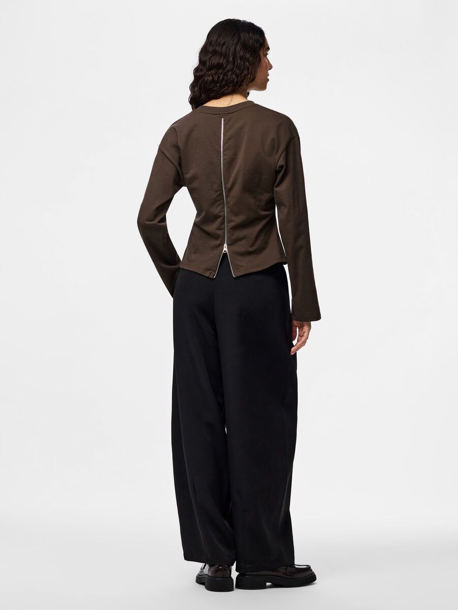 Product carousel image - PCAMY RITS T-SHIRT MET LANGE MOUWEN, Delicioso | 2