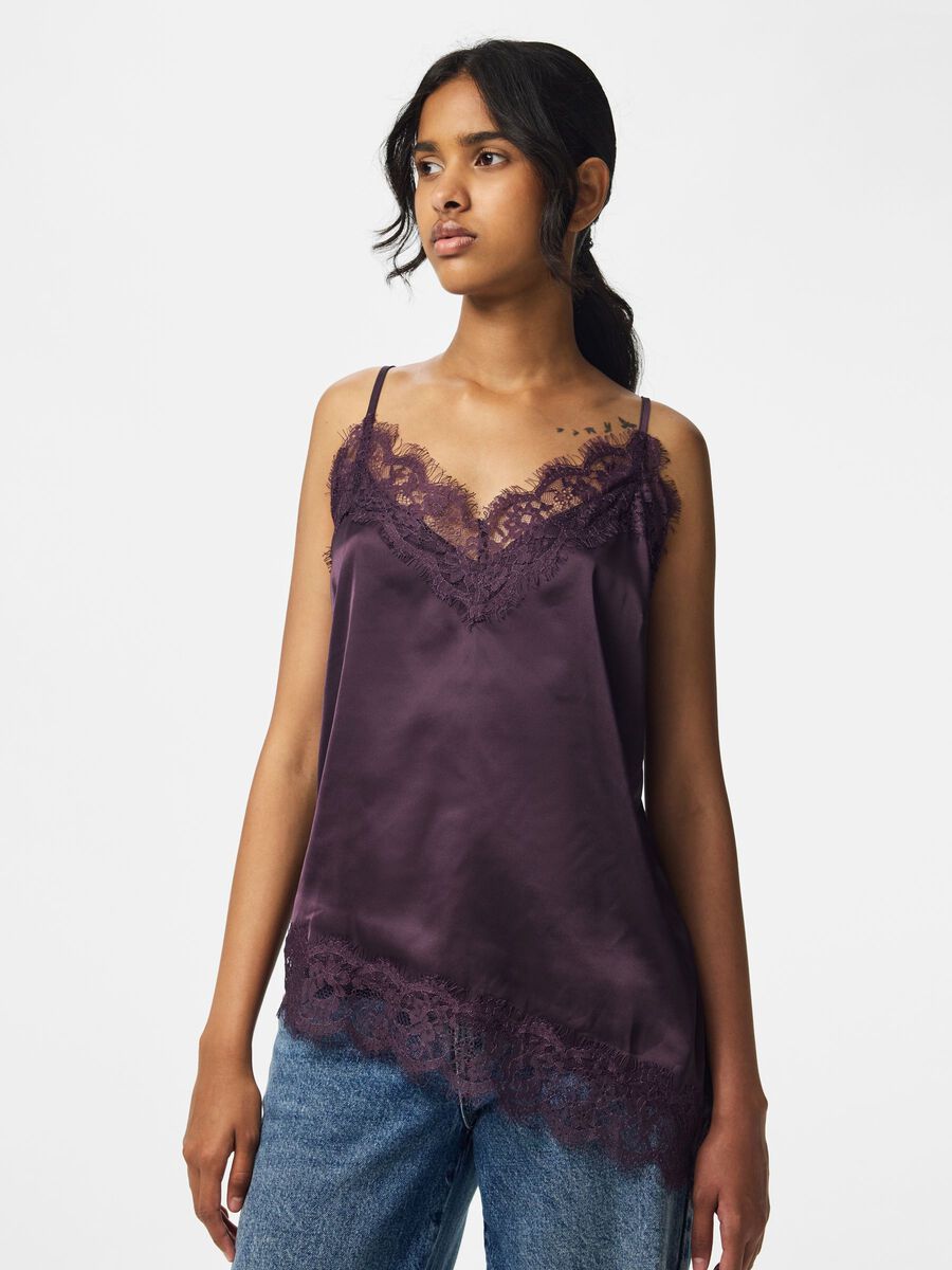 Product carousel image 1 PCNOMI SATIN SPITZEN TR&Auml;GERTOP, Plum Perfect
