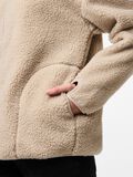 Pieces PCSADIA VESTE EN PELUCHE, Silver Gray, highres - 17154495_SilverGray_006.jpg
