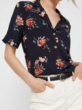 Pieces FLORAL-PRINT SHORT SLEEVED SHIRT, Navy Blazer, highres - 17101600_NavyBlazer_738896_006.jpg