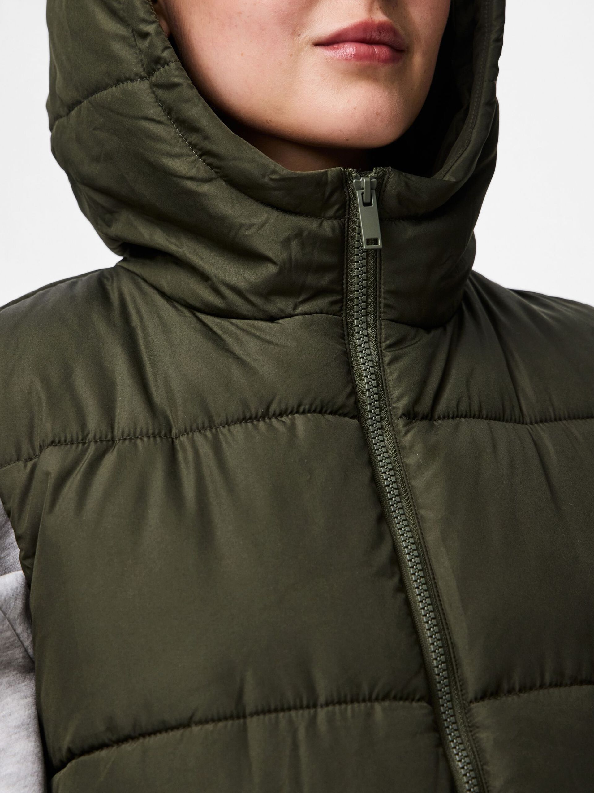 Carousel image - PCBEE LONG PADDED GILET, Forest Night | 4