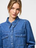 Pieces PCPAULA DENIM SHIRT, Medium Blue Denim, highres - 17154132_MediumBlueDenim_006.jpg