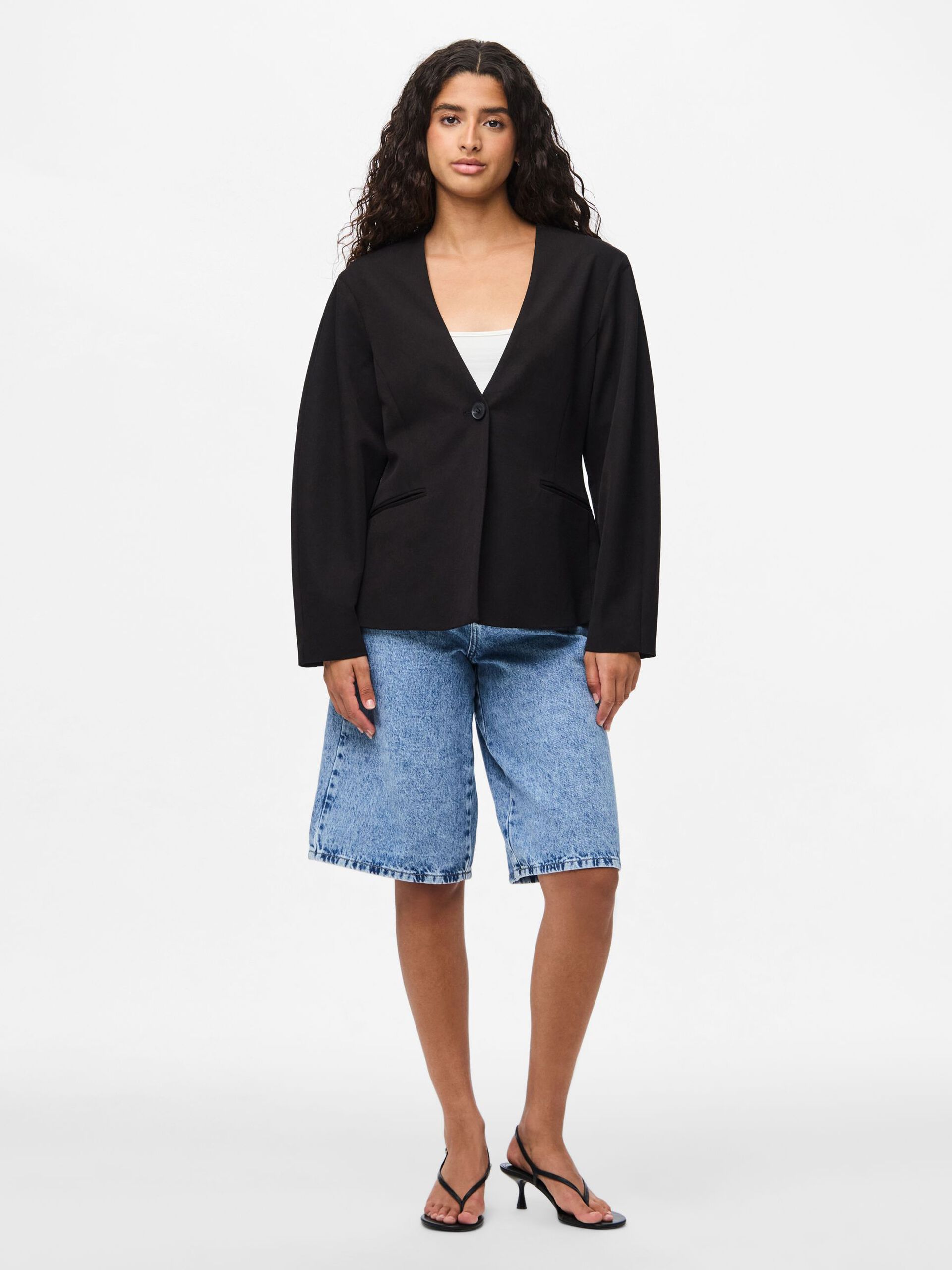Carousel image - PCKAMIL FITTED BLAZER, Black | 5