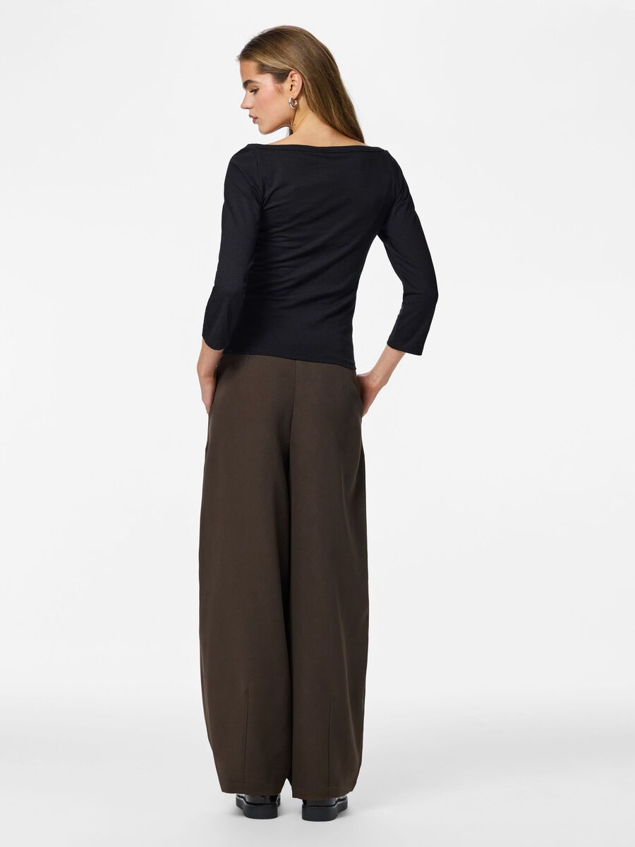 Product carousel image - PCPHOEBE U-BOOT-AUSSCHNITT OBERTEIL MIT 3/4-ÄRMELN, Black | 2