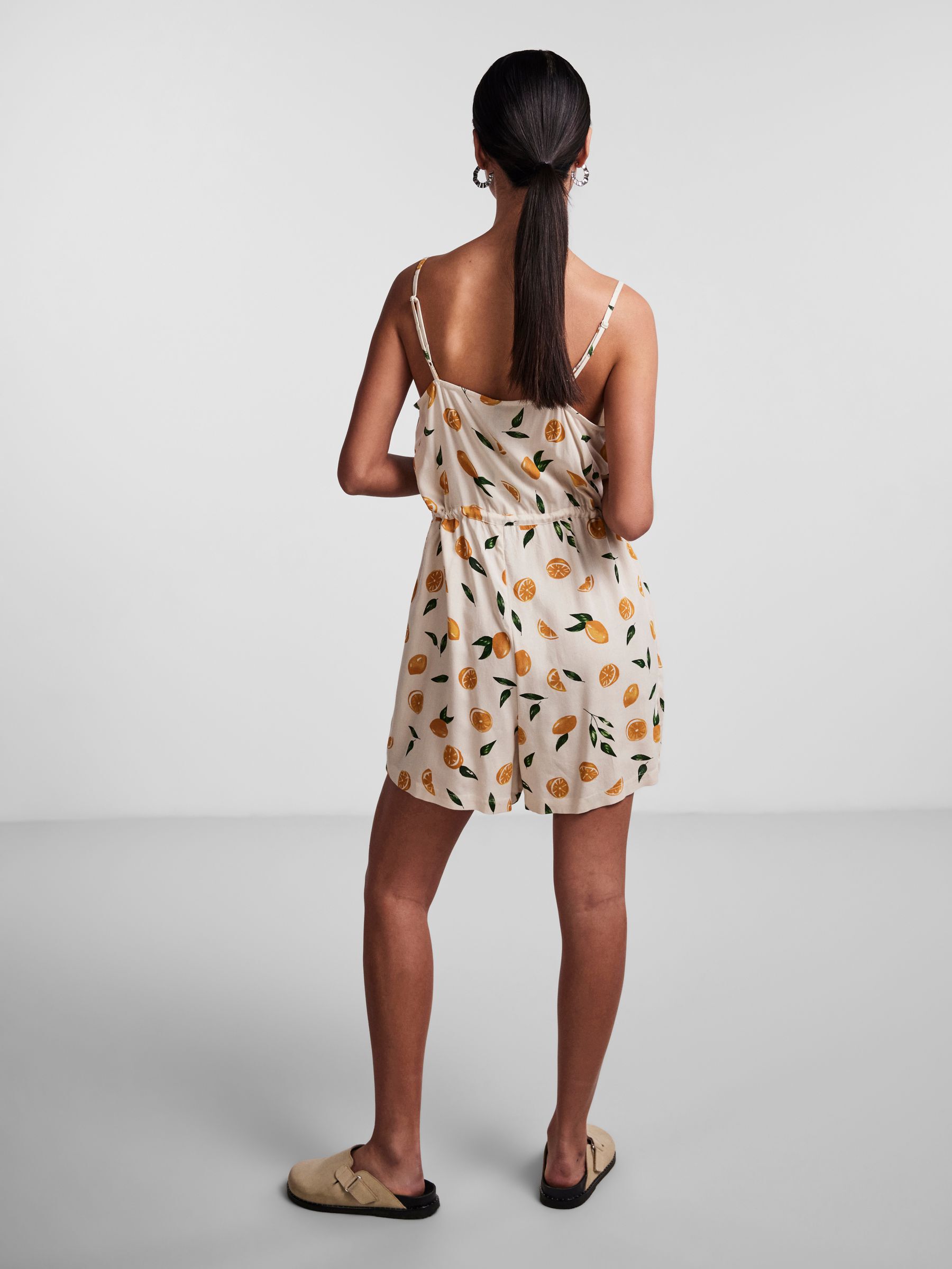 PCNYA PLAYSUIT Geel PIECES Nederland