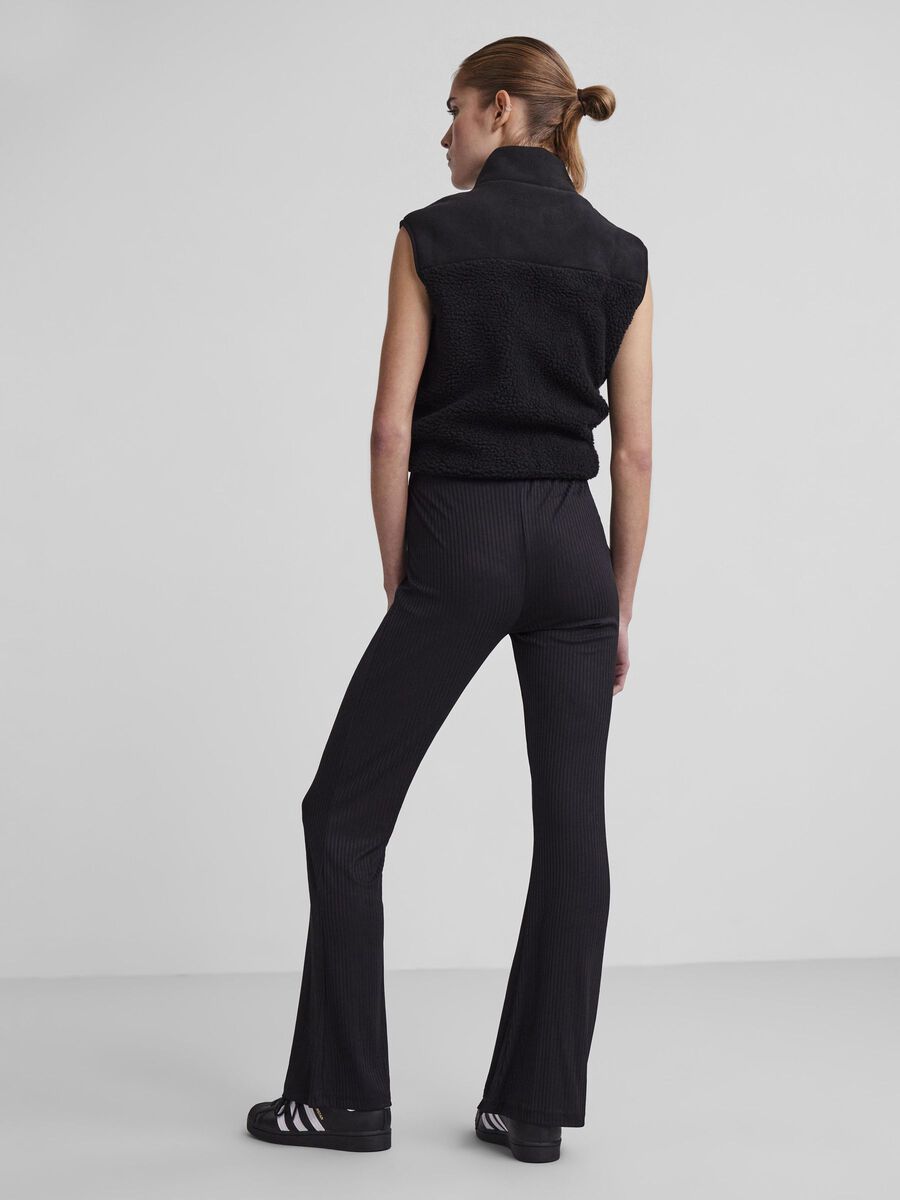 Pieces PCTOPPY FLARED TROUSERS, Black, highres - 17111501_Black_004.jpg