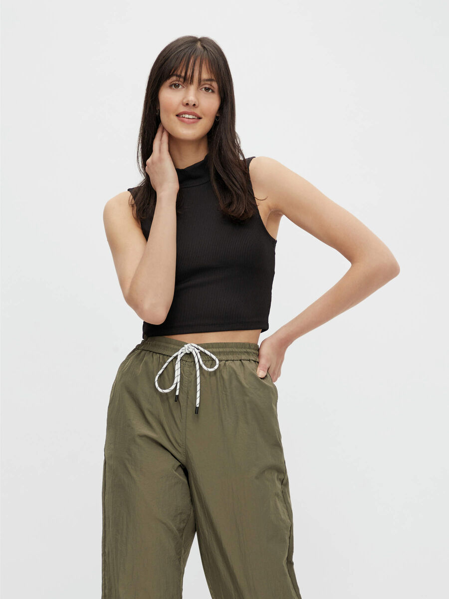 Pieces HOGE HALS CROP TOP, Black, highres - 17118272_Black_003.jpg