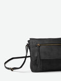 Pieces LEATHER CROSSBODY BAG, Black, highres - 17084042_Black_007.jpg