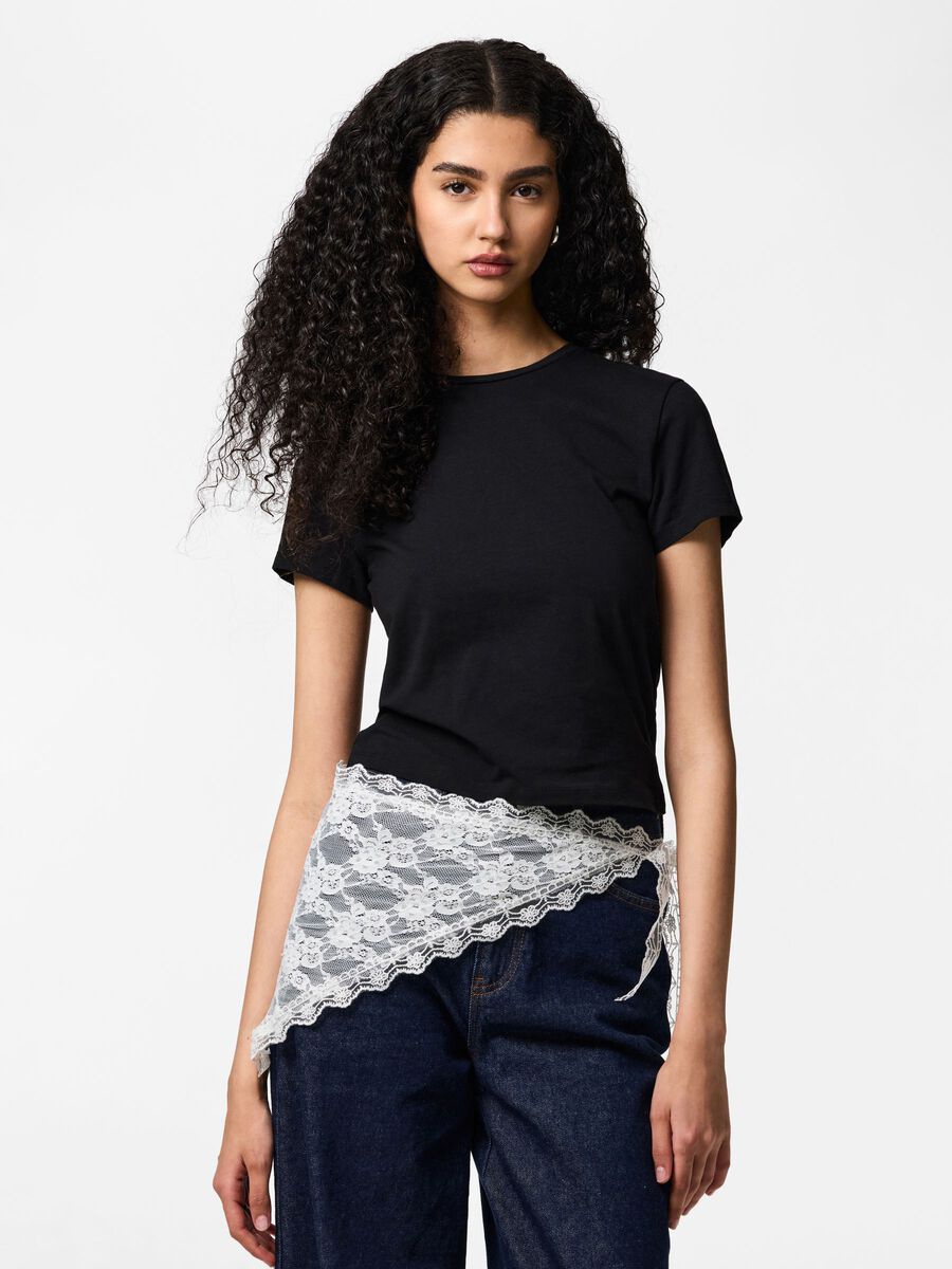 Product carousel image - PCNAINA SPITZEN HÜFT SCHAL, White | 1