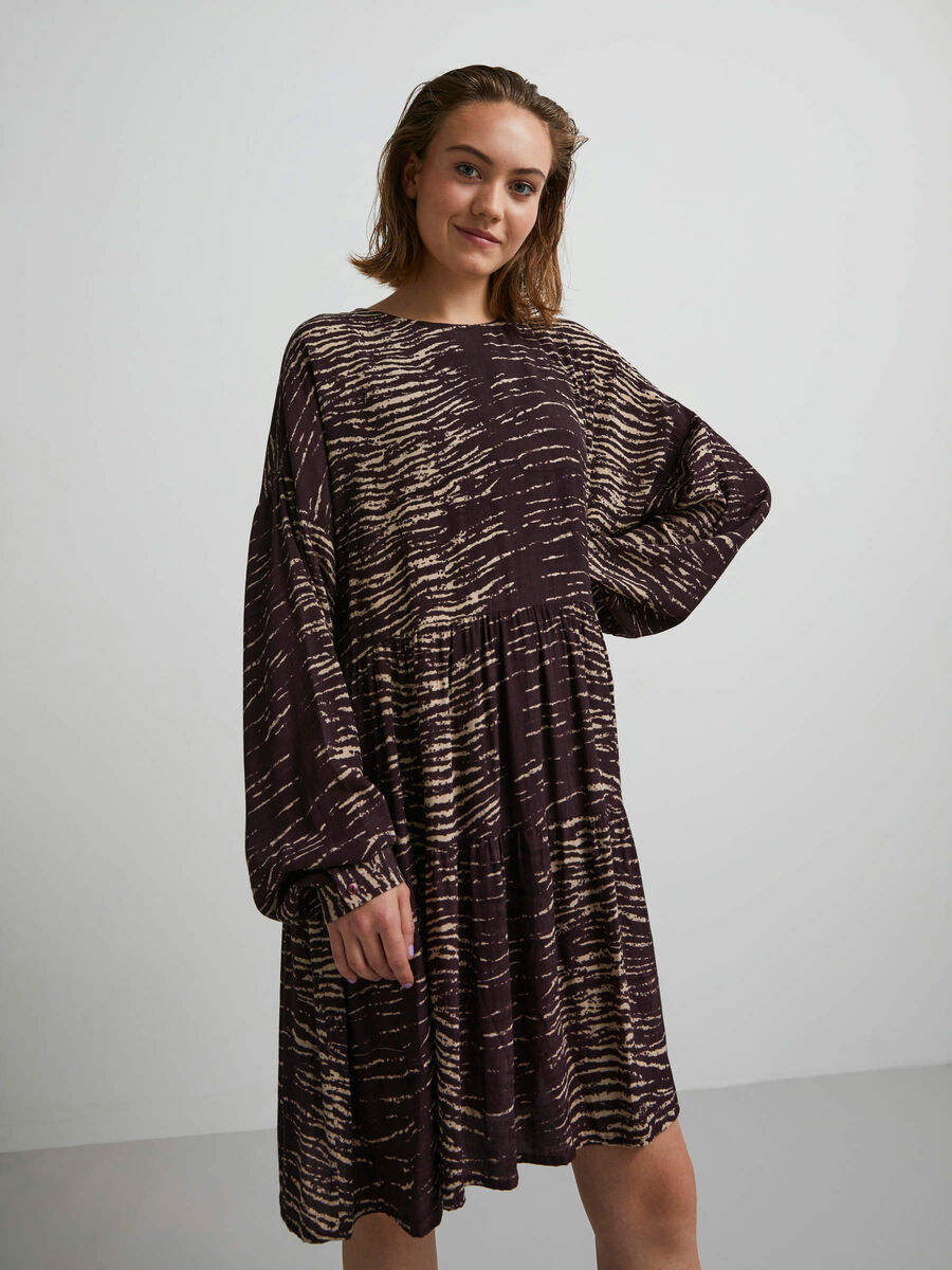 Pieces PCZEBBI IMPRIMÉ ZÈBRE MINI-ROBE, Chocolate Plum, highres - 17126687_ChocolatePlum_950854_003.jpg