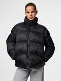 Product image thumbnail - PCMILLA SKINNENDE VATTERT JAKKE, Black | 1