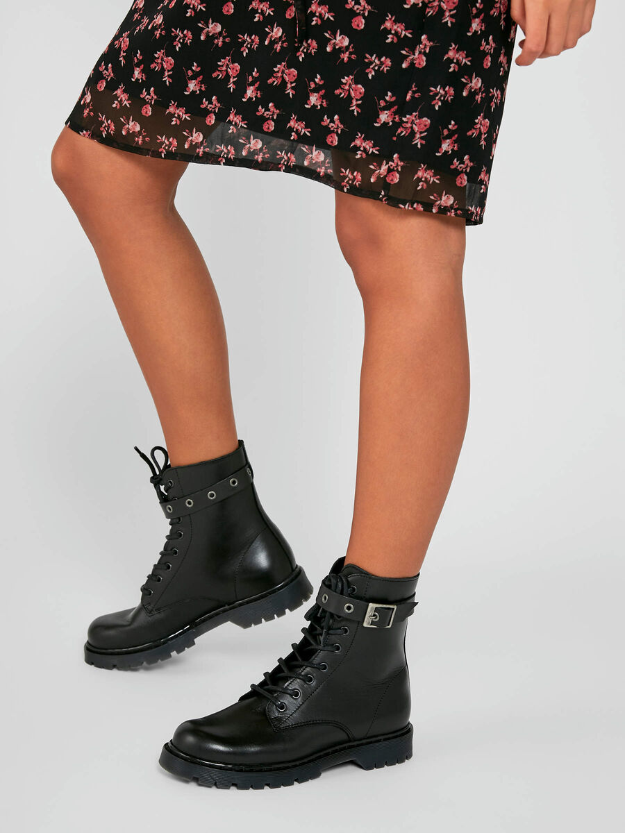 Pieces BOTAS, Black, highres - 17095974_Black_003.jpg