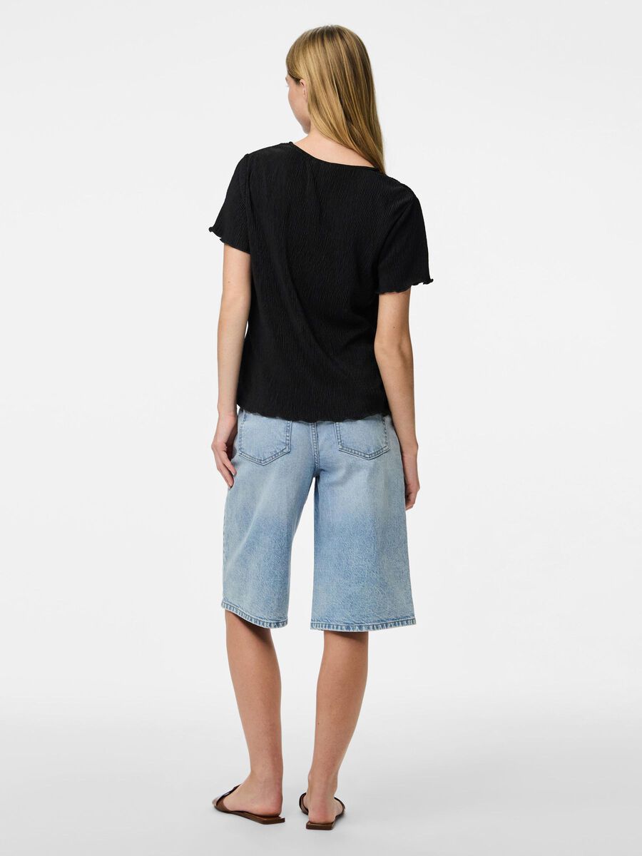 Pieces PCFLORA T-SHIRT, Black, highres - 17155404_Black_004.jpg