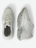 Pieces WEISSE SNEAKER, White, highres - 17095086_White_005.jpg