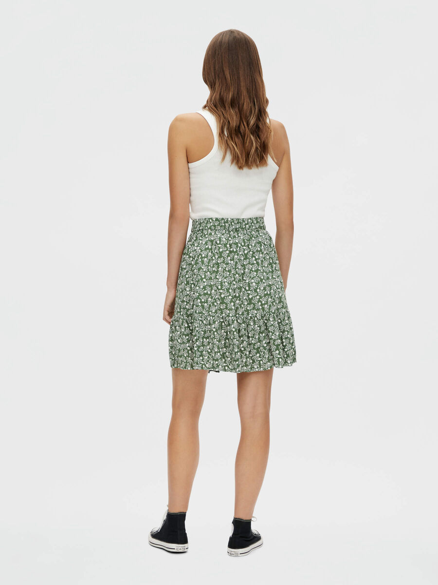 Pieces PCREBECCA MINI SKIRT, Garden Green, highres - 17122543_GardenGreen_921712_004.jpg