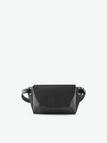 Pieces LEDER BAUCHTASCHE, Black, highres - 17104541_Black_001.jpg