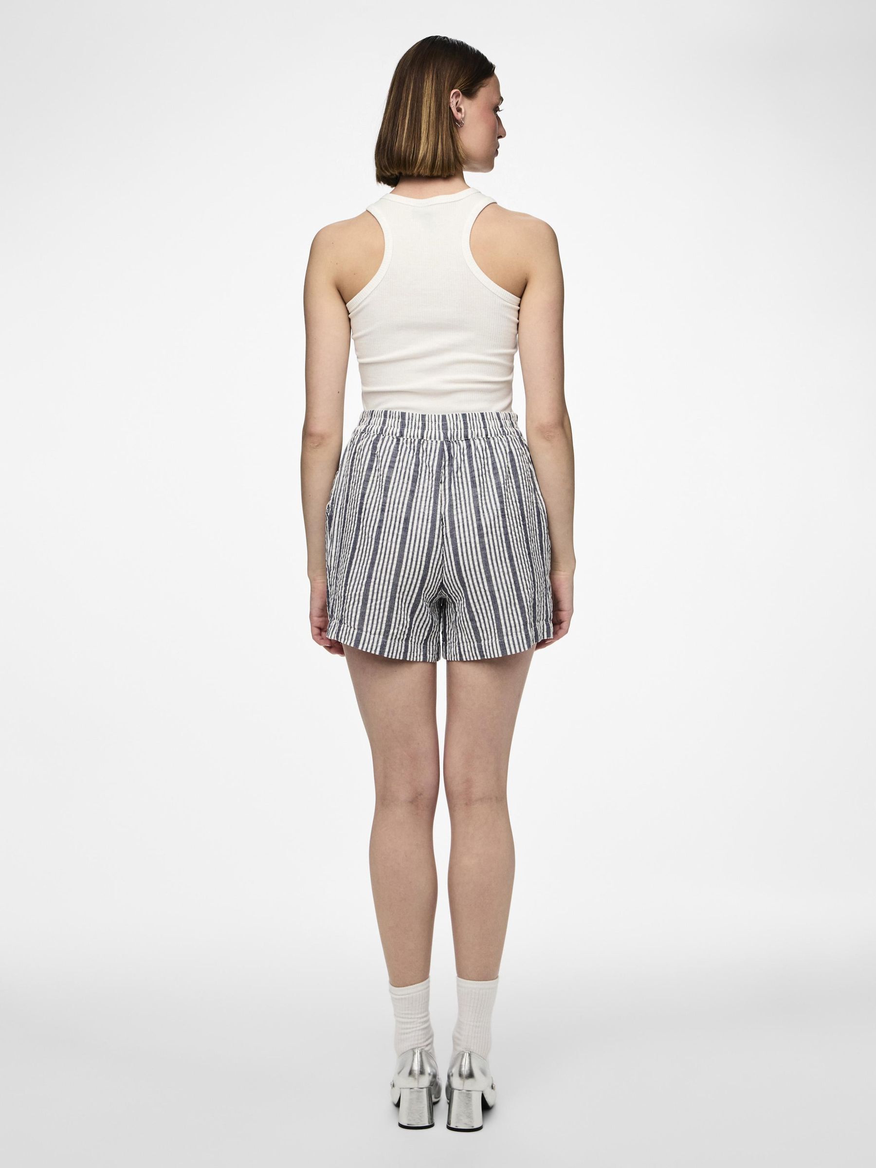 Shorts till kvinnor | Shoppa i den officiella online-butiken | Sida 5