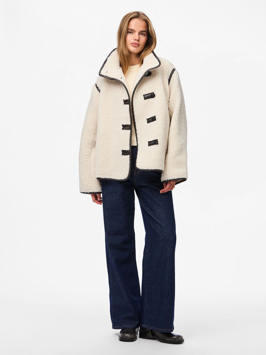 Product carousel image - PCAUGUSTA  TEDDY JACKET, Birch | 1