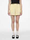 Pieces PCTESSA SEERSUCKER SHORTS, Pale Banana, highres - 17152069_PaleBanana_1137406_003.jpg