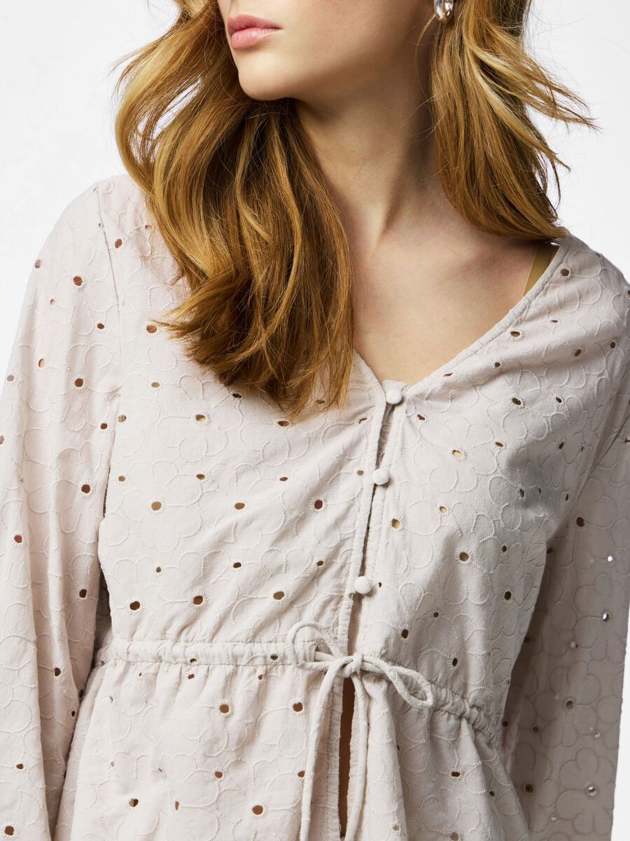 Carousel image - PCARMORINE EMBRODERI BLOUSE, Silver Lining | 4