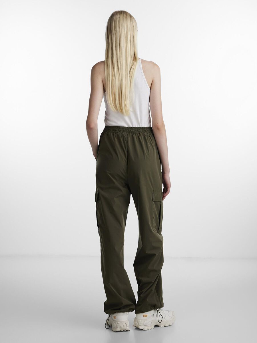 Pieces PANTALONES CARGO, Deep Lichen Green, highres - 17141457_DeepLichenGreen_004.jpg