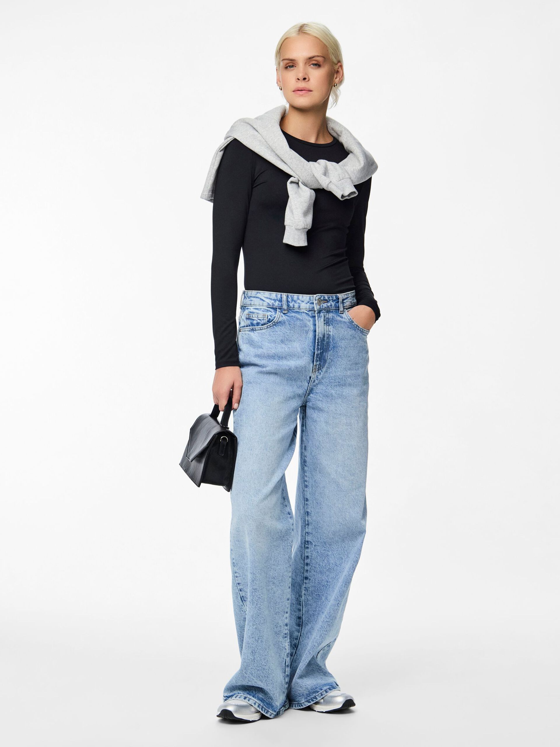 Carousel image - TOP DE MANGA LARGA, Black | 5
