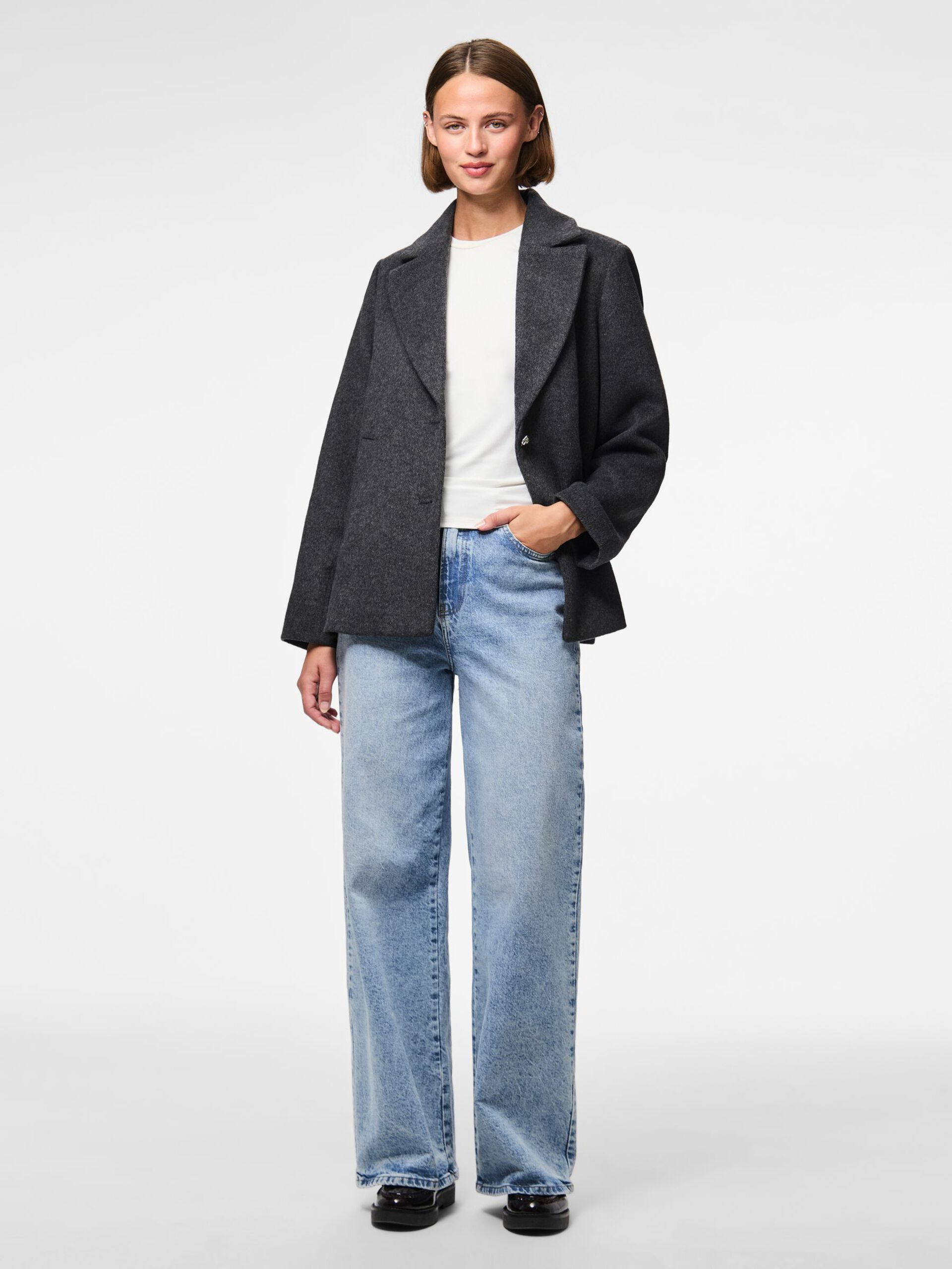 Carousel image - PCJASMIN BLAZER, Black | 3