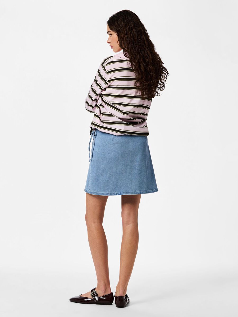 Product carousel image - PCFLORA MW WRAP DENIM MINI SKIRT, Light Blue Denim | 2