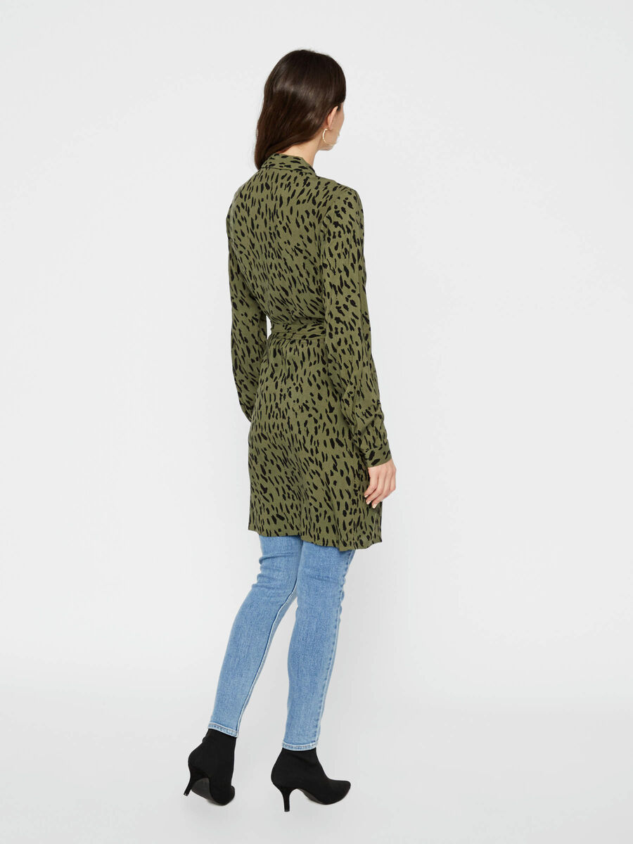 Pieces LONGLINE VISCOSE SHIRT, Deep Lichen Green, highres - 17102255_DeepLichenGreen_744146_004.jpg