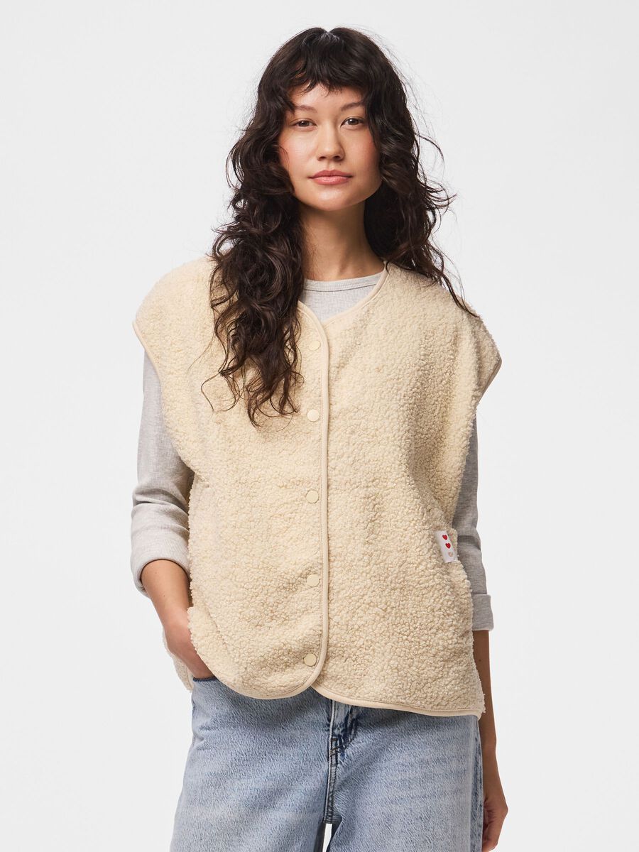Product carousel image 1 PCKATTY TEDDY  VEST, Birch