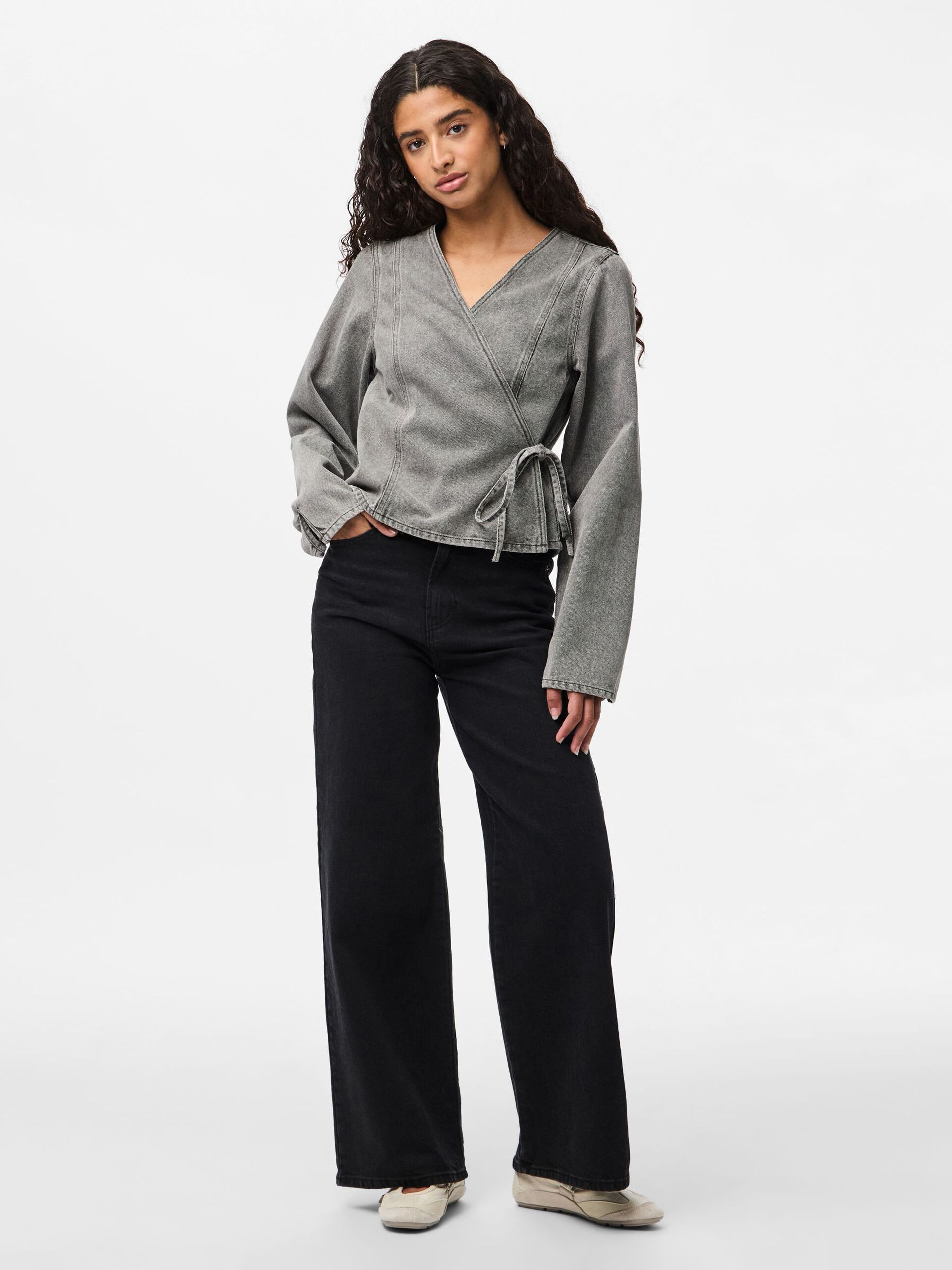Carousel image - PCFENNA DENIM WRAP BLOUSE, Grey Denim | 3