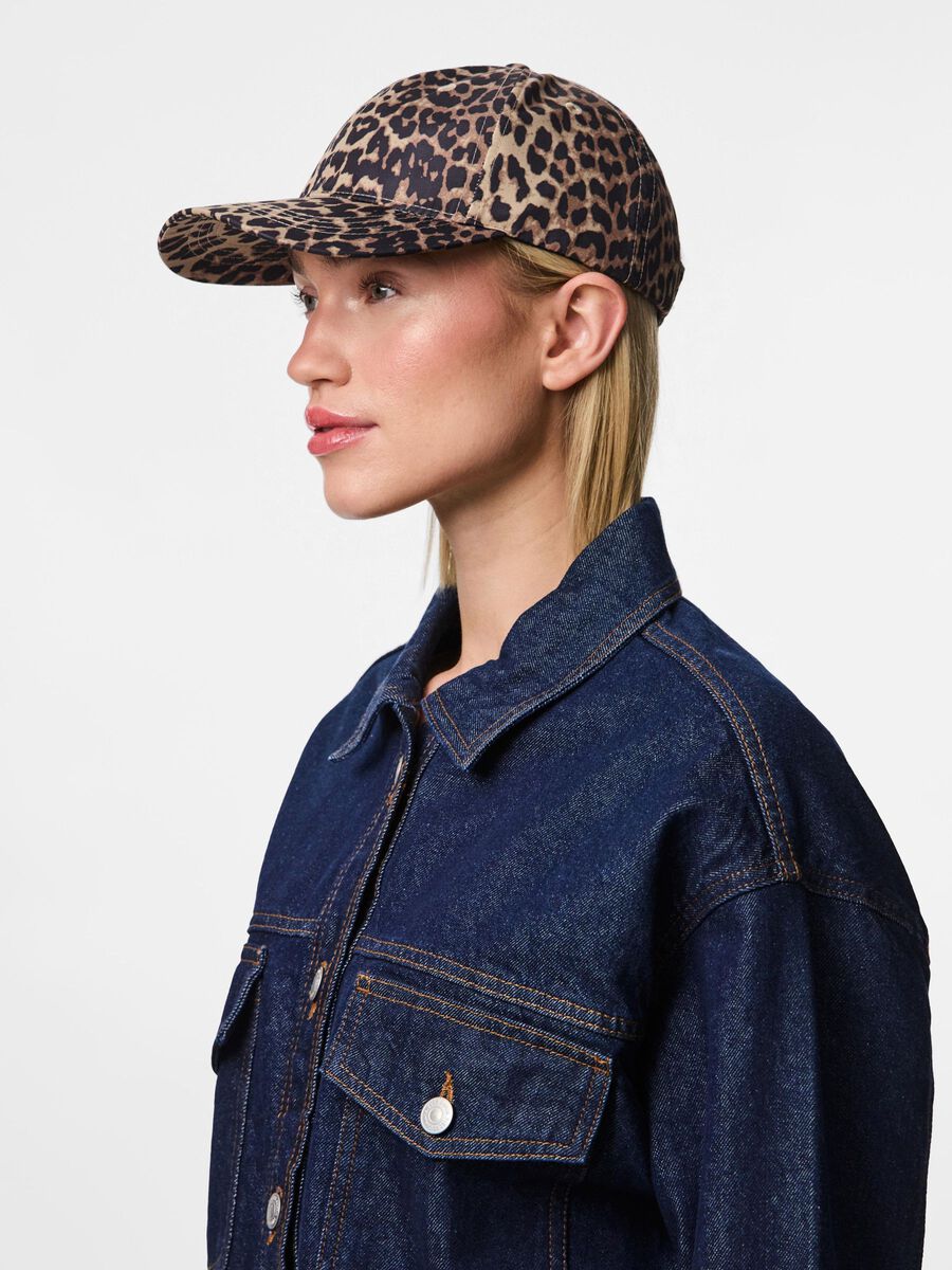 Pieces PCSARAH CAP, Black, highres - 17155960_Black_1165748_003.jpg
