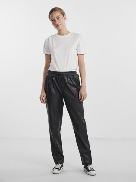 Pieces PCSELMA FAUX LEATHER TROUSERS, Black, highres - 17143655_Black_005.jpg