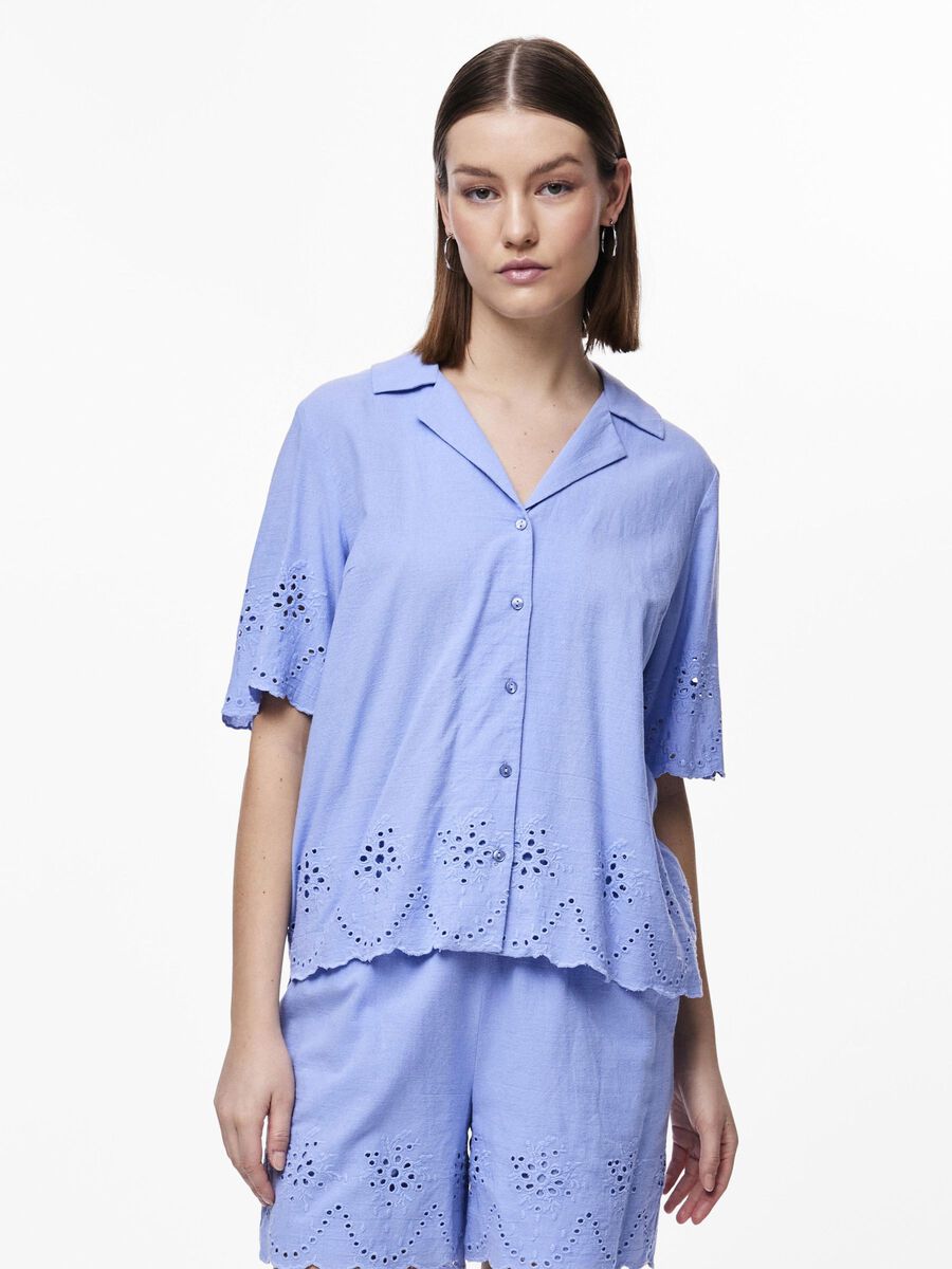 Pieces PCALMINA EMBROIDERY  SHORT SLEEVED SHIRT, Hydrangea, highres - 17149521_Hydrangea_003.jpg