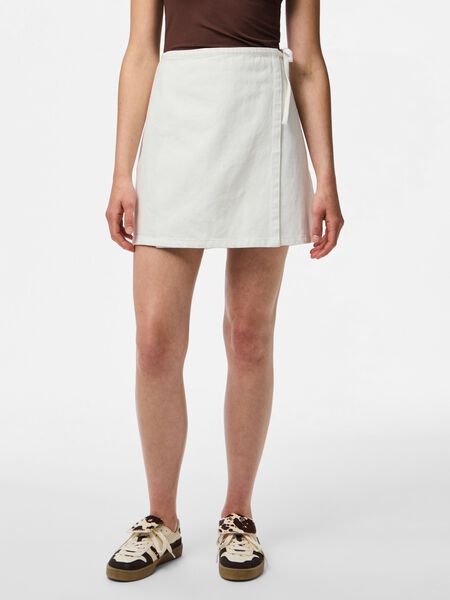 Pieces PCFLORA DENIM JUPE PORTEFEUILLE, White Denim, highres - 17159643_WhiteDenim_003.jpg