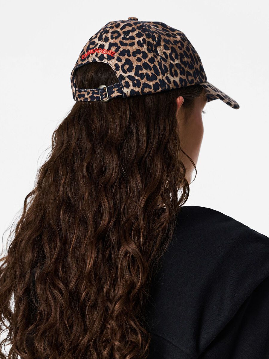 Carousel image - PCBARAH CAP, Black | 4