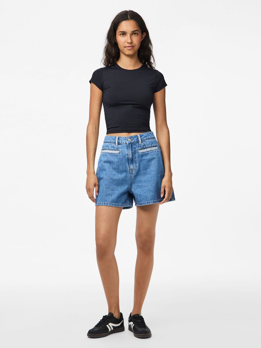 Carousel image - PCFIE HW PATCHWORK DENIM SHORTS, Medium Blue Denim | 3
