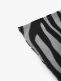 Pieces ZEBRA-PRINT SCARF, Castlerock, highres - 17100675_Castlerock_006.jpg