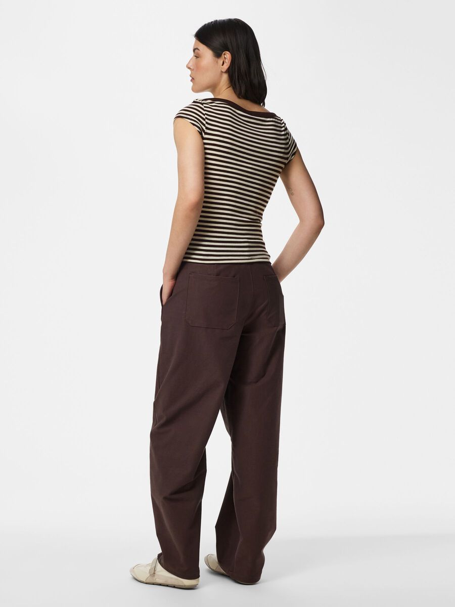 Product carousel image - HOLKKIHIHAINEN TOPPI, Hot Fudge | 2