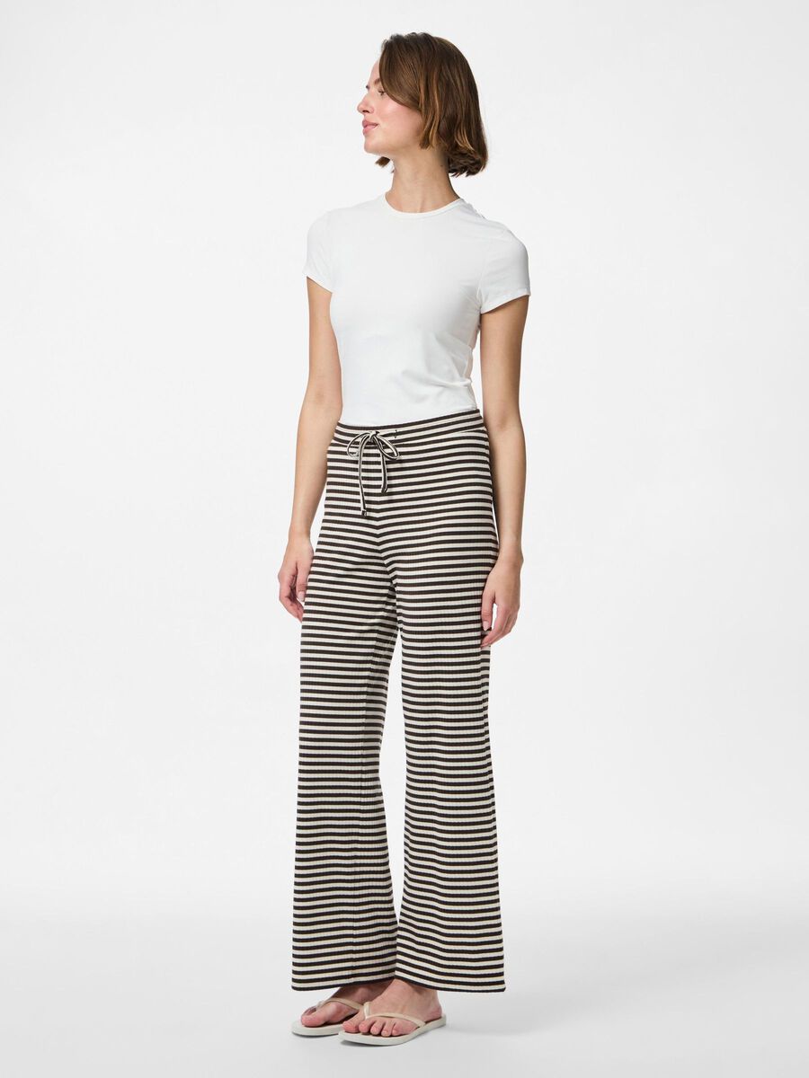 Pieces PCLAYA WIDE-LEG TROUSERS, Chicory Coffee, highres - 17156181_ChicoryCoffee_1216651_005.jpg