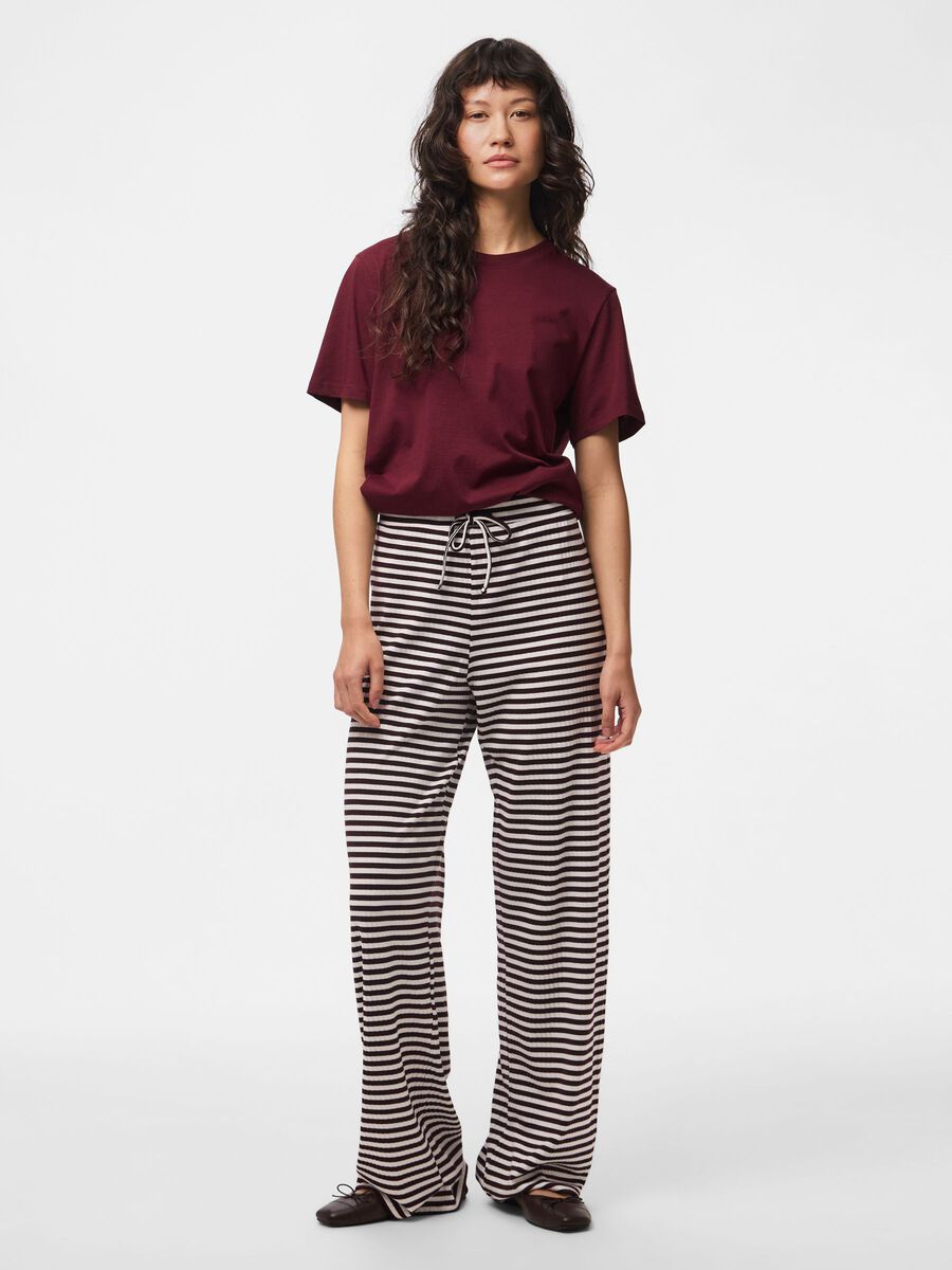Carousel image 1 PCLAYA MW WIDE-LEG TROUSERS, Winetasting