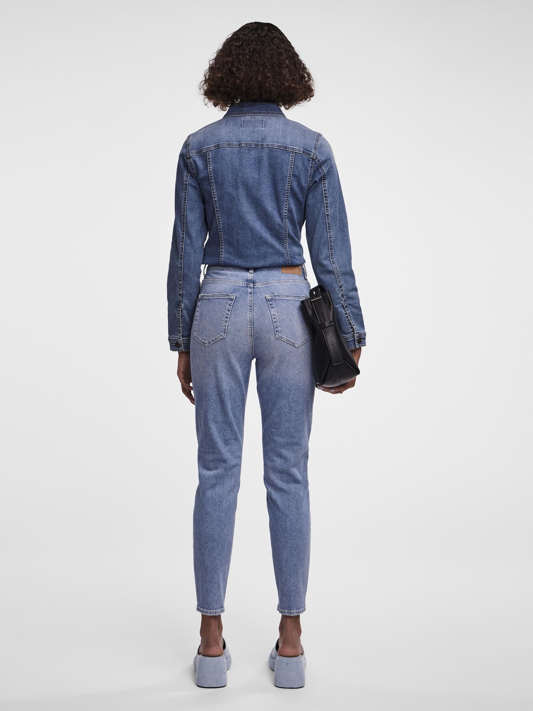 pieces leah mom hw ankle jeans light blue denim